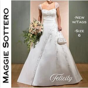 NEW Maggie Sottero Felicity Wedding Dress 6 Ball Gown White Beaded Sweetheart